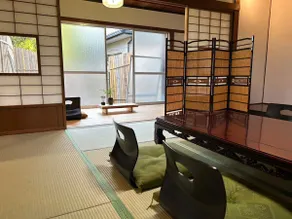 Stay in a rare old house next to a shrine - Image 5
