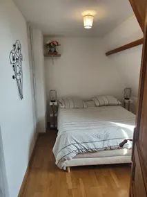 ”Aux Plaisirs” 6-bedroom cottage - Image 4