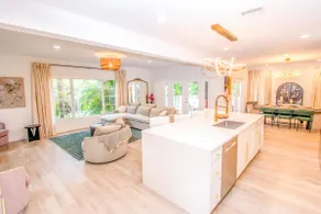 Modern Luxury | Fenced | Pet Friendly - Image 2