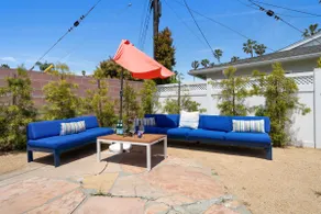 San Pedro Coastal Stay Near Beach plus Parking - Image 5