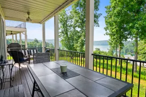 Brand New! Deerfield house w/covered boat slip! - Image 2