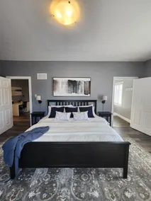 3BR Spacious Home - KING BED - Image 3
