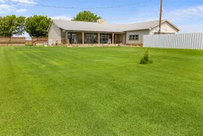 Big Country Rustic Retreat 16 - Image 4