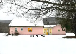 Roxy — Cozy Catskill Cottage - Image 5