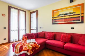 Lux Apartment in Villa Sassuolo - Jacuzzi & Garden - Image 3