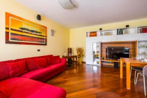 Lux Apartment in Villa Sassuolo - Jacuzzi & Garden - Image 2