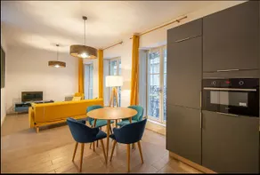Cozy apartment - Le Panier neighborhood - Image 3