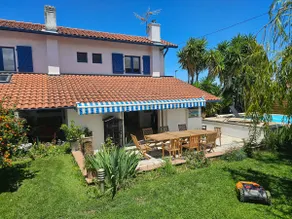 Villa with heated pool 1.7 km from the beach - Image 2