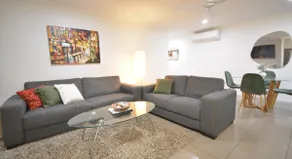 home sweet home - a/c & netflix - Image 4