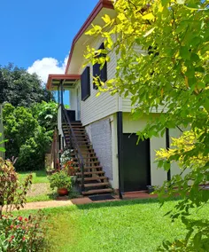 Atherton Apartment with Views and Breakfast Hamper - Image 2