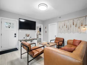 Amazing Boho Oasis Apartment in Ohio City - Image 3