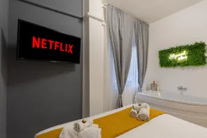 [Tiburtina St.] Apart. with Jacuzzi/7 min. Subway - Image 2