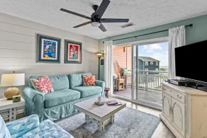 Bowie’s Beach House - Image 2