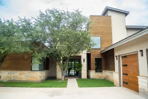Upscale Modern Hill Country Home! Has it ALL! - Image 5