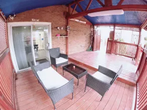 Cozy Apt w/Deck| Full Kitch, Bath, sep Laundry,Ent - Image 4