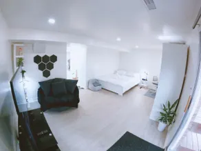 Cozy Apt w/Deck| Full Kitch, Bath, sep Laundry,Ent - Image 3
