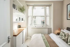 -Air Con- 1 min Oxford Street! 3BD & 2Bath flat! - Image 4