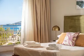 Mare Nostrum Seafront Apartment, by ZanteWize - Image 2