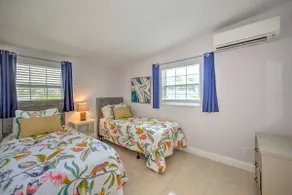Heated Florida Pool Home - Flamingo Times - Image 3