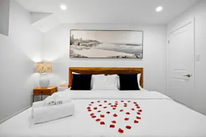 Sleek 2BR Designer Suite • Mins to Pearson Airport - Image 3