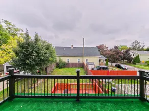 Best in Buffalo: Entire 2nd floor w/ 2 balconies - Image 2
