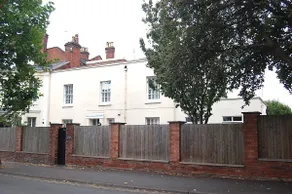 65A Beauchamp - Image 4