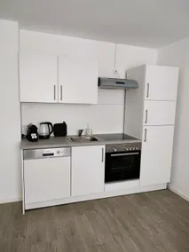 Modern central apartment - Image 3