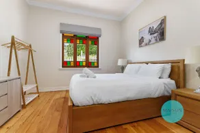 Charming Merewether Cottage - Image 2