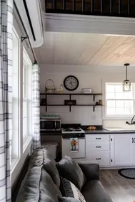 BarndoMINIum at Sunnyside - Image 5