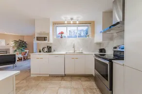 Sweet Home in Brossard - Image 5