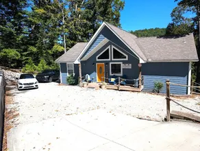 Laid Back Living on Norris Lake - Image 4