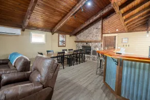 The Lodge at Mimosa Place: - Image 4