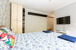 Small and nice - Image 3