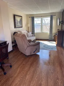Cozy Urban Bungalow-2 Queen Bedrooms - Image 3