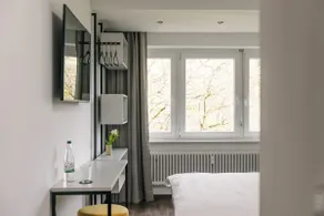 Homaris Apartments Frankfurt - Superior Studio - Image 2