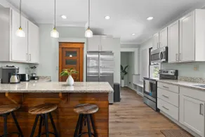 Quirky Cottage - Historic Downtown Walkable! - Image 3