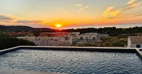 Casa Di A Lupa – House with pool and sea view - Image 3