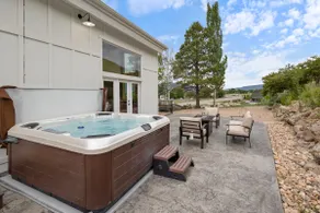 5 BR MTN Lake Retreat |Sauna |Hot Tub | Pickleball - Image 4