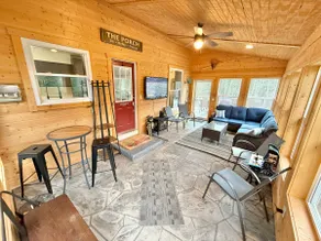 Secluded Betsie River Cabin 3bd+2ba+Loft by Crystal Mtn,8acres,Porch,Fireplace! - Image 5