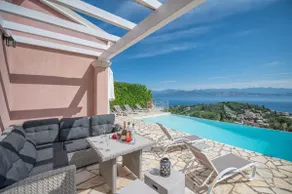 A fine property that ticks all boxes! - Image 2