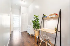 3N 15minstoDowntown Next to University Train Park - Image 4