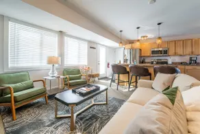 Northern Lights 2 Bed 2 Bath With Pool - Image 3