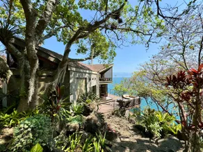 Ataraxia Atitlán • Lakefront, heated pool & kayaks - Image 2