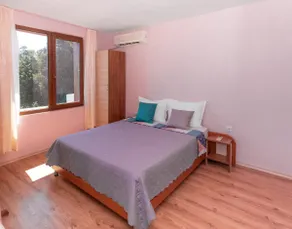 Penthouse Apartement - Balcony Sea View & Kitchen - Image 4