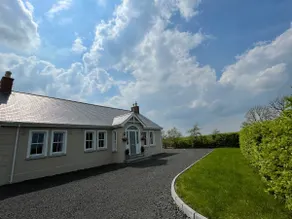 Maplewood Cottage - Image 2