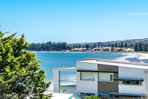 Ocean View Townhouse | 5 Min Walk to Beach | BBQ - Image 3
