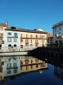 a balcony on the lake - Image 2