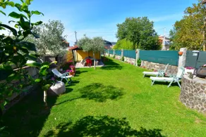 Natural house with a gazebo in the garden and parking - Image 3