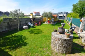 Natural house with a gazebo in the garden and parking - Image 2