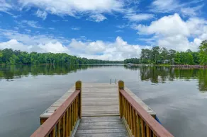Southern Comfort Cabin - Image 2